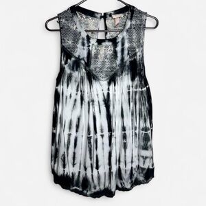 Knox Rose Black White Tie Dye Sleeveless Top with Crochet Lace - Size Medium